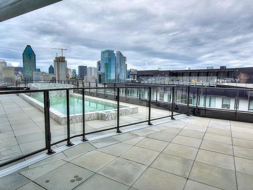 Terrasse - 906-101 Rue Peel, Montréal (Le Sud-Ouest), QC - Outdoor With In Ground Pool