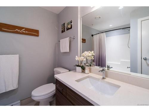 302-300 Belmont Rd, Colwood, BC - Indoor Photo Showing Bathroom