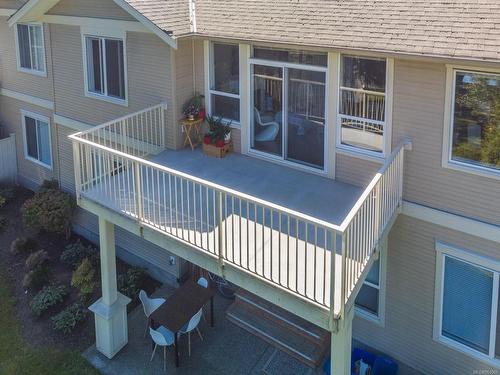 200-830 Varsity Way, Nanaimo, BC - Outdoor With Deck Patio Veranda With Exterior