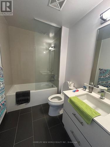 #307 -375 Sea Ray Ave, Innisfil, ON - Indoor Photo Showing Bathroom
