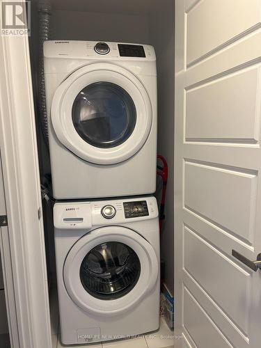 #307 -375 Sea Ray Ave, Innisfil, ON - Indoor Photo Showing Laundry Room