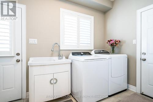 101 Jewel House Lane, Barrie, ON - Indoor Photo Showing Laundry Room