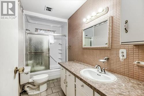 4166 La Habre Avenue, Hanmer, ON - Indoor Photo Showing Bathroom