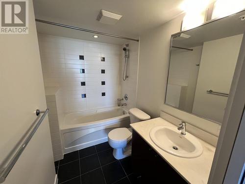 1507 938 Smithe Street, Vancouver, BC - Indoor Photo Showing Bathroom