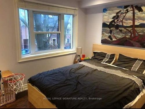 24 Valifor Pl, Toronto, ON - Indoor Photo Showing Bedroom