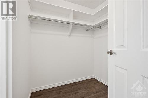 Primary Bedroom Walk-In Closet - 470 Laurier Avenue W Unit#508, Ottawa, ON - Indoor With Storage