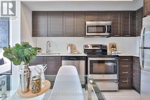 #4303 -2220 Lakeshore Blvd W, Toronto, ON - Indoor Photo Showing Kitchen With Upgraded Kitchen