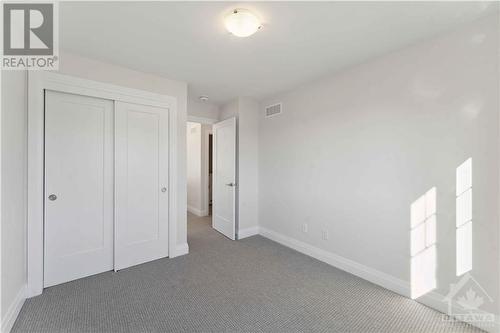 724 Petanque Crescent, Ottawa, ON - Indoor Photo Showing Other Room