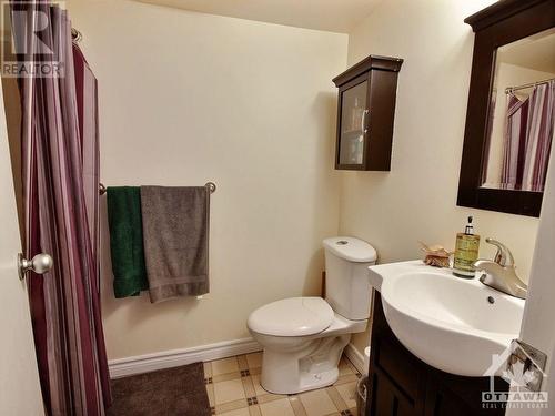 1800 Landry Street, Clarence Creek, ON - Indoor Photo Showing Bathroom