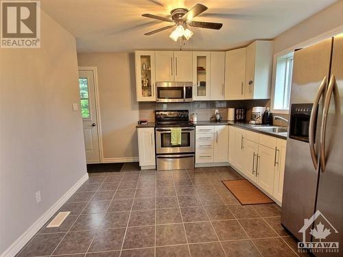 1800 Landry Street, Clarence Creek, ON - Indoor Photo Showing Kitchen
