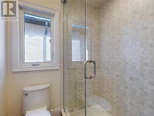 51 Red Giant Street, Richmond Hill, ON - Indoor Photo Showing Bathroom