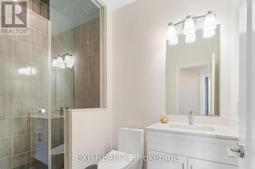 52 Titan Trail, Markham, ON - Indoor Photo Showing Bathroom
