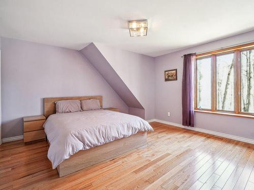 Master bedroom - 888 Rue Radisson, Saint-Lazare, QC - Indoor Photo Showing Bedroom