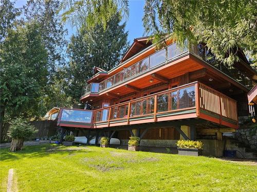 4817 Prospect Lake Rd, Saanich, BC - Outdoor With Deck Patio Veranda