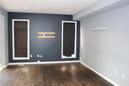 201 Echovalley Drive, Hamilton, ON - Indoor Photo Showing Other Room