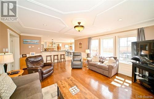 10 Emma Court, Fredericton, NB - Indoor Photo Showing Living Room
