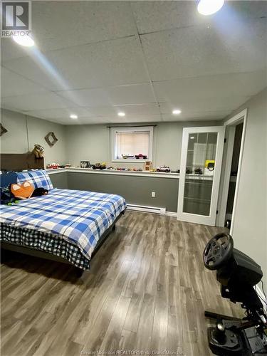 1105 Mercury, Bathurst, NB - Indoor Photo Showing Bedroom