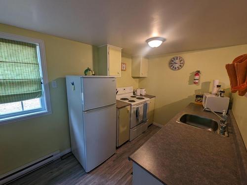 Kitchen - 76 Rue De La Falaise N., Saint-Denis-De La Bouteillerie, QC - Indoor Photo Showing Kitchen