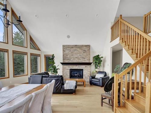 220 Belview Road, Thunder Bay, ON - Indoor With Fireplace