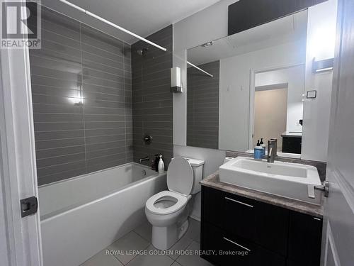 207 - 8 Mercer Street, Toronto, ON - Indoor Photo Showing Bathroom