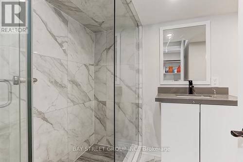 225 Risebrough Circuit, Markham, ON - Indoor Photo Showing Bathroom