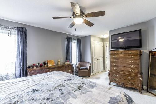2 Mulberry Lane, Grimsby, ON - Indoor Photo Showing Bedroom