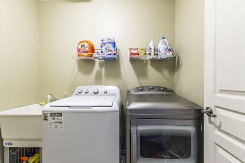 2 Mulberry Lane, Grimsby, ON - Indoor Photo Showing Laundry Room