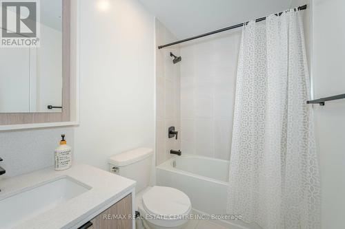 #2606 -36 Zorra St, Toronto, ON - Indoor Photo Showing Bathroom