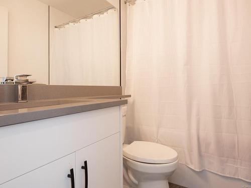 1039 Boxcar Close, Langford, BC - Indoor Photo Showing Bathroom