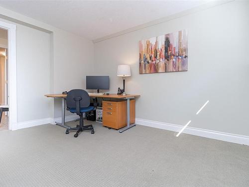 924 Deal St, Oak Bay, BC - Indoor Photo Showing Office