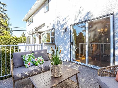 924 Deal St, Oak Bay, BC - Outdoor With Exterior