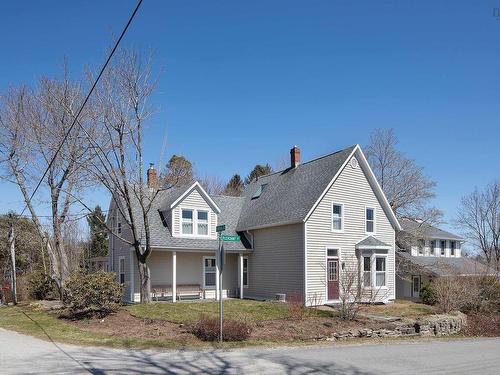 66 Central Street, Chester, NS 