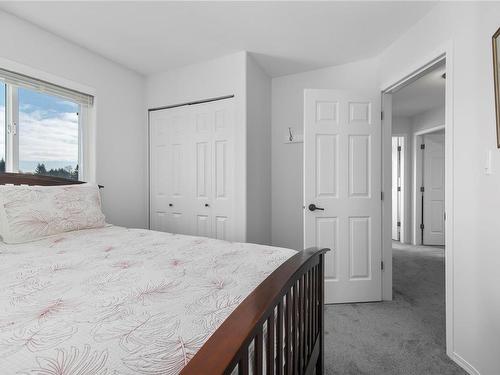 2351 Galerno Rd, Campbell River, BC - Indoor Photo Showing Bedroom