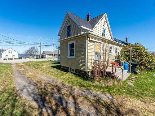 8378 Highway 1, Meteghan, NS 