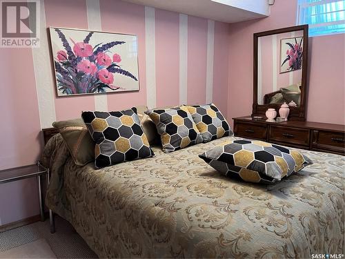 227 Lockwood Road, Regina, SK - Indoor Photo Showing Bedroom
