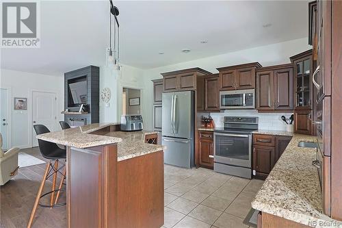 9 Harvest Court, Fredericton, NB - Indoor Photo Showing Kitchen With Stainless Steel Kitchen