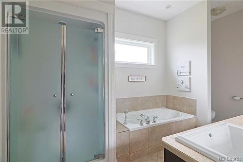 9 Harvest Court, Fredericton, NB - Indoor Photo Showing Bathroom