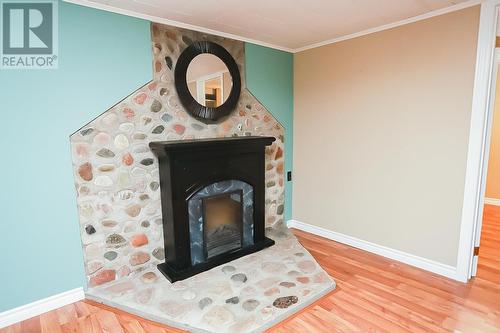 6 Chicora Cres, Sault Ste. Marie, ON - Indoor Photo Showing Living Room With Fireplace