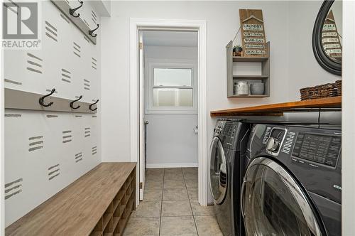 91 Laurier E, Azilda, ON - Indoor Photo Showing Laundry Room