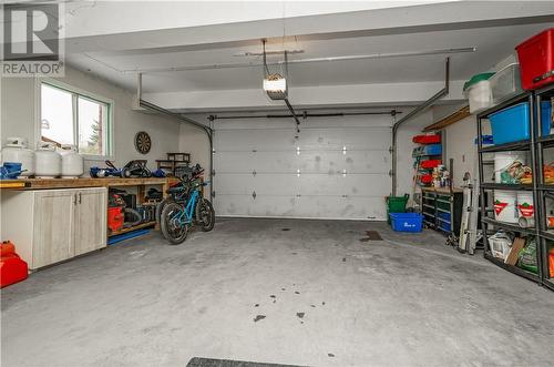 91 Laurier E, Azilda, ON - Indoor Photo Showing Garage