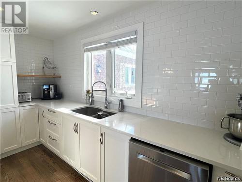1670 Queen Elizabeth Drive, Bathurst, NB - Indoor Photo Showing Kitchen With Double Sink