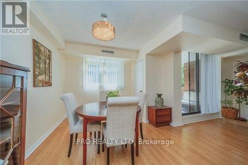 #203 -40 Chichester Pl, Toronto, ON - Indoor Photo Showing Dining Room