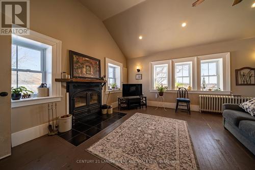 757 Royal Rd, Prince Edward County, ON - Indoor Photo Showing Living Room With Fireplace