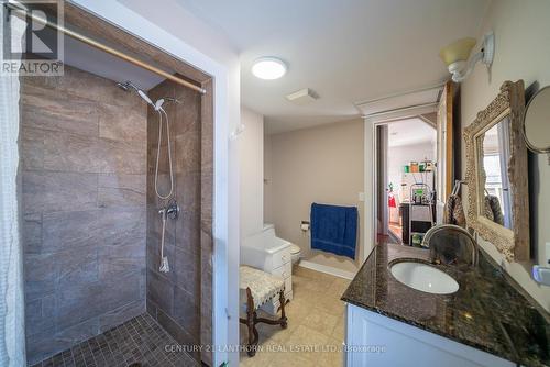 757 Royal Rd, Prince Edward County, ON - Indoor Photo Showing Bathroom