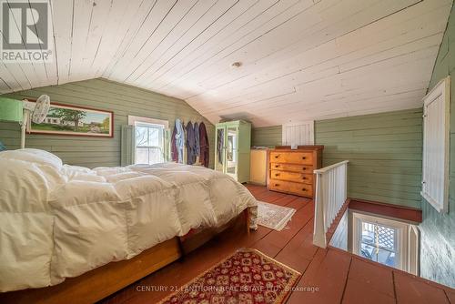757 Royal Rd, Prince Edward County, ON - Indoor Photo Showing Bedroom