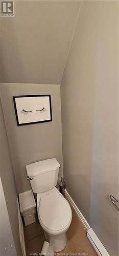 25 Cedar, Moncton, NB - Indoor Photo Showing Bathroom
