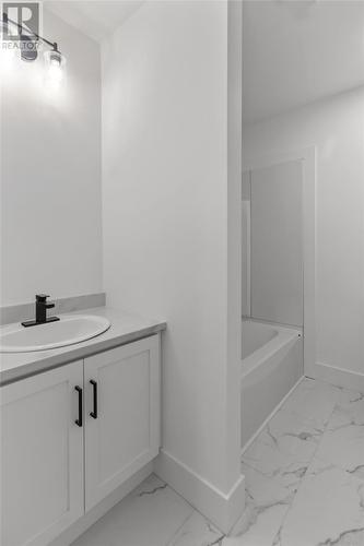 3 St. Laurent Street, St.John'S, NL - Indoor Photo Showing Bathroom