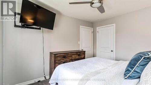 513 Juliana Drive, Strathroy-Caradoc, ON - Indoor Photo Showing Bedroom