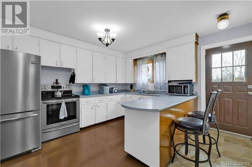 107 Colton Brook Road, Quispamsis, NB - Indoor Photo Showing Kitchen