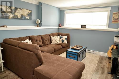 50 Oaken Drive, Kelligrews, NL - Indoor Photo Showing Living Room